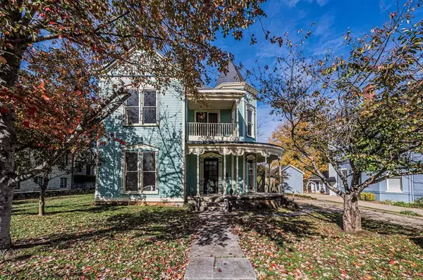 1327 State Street, Bowling Green, KY 42101