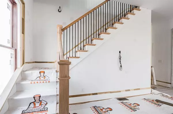 1327 State Street, Bowling Green, KY 42101