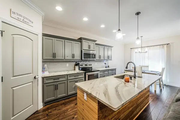 478 Valley Point Court, Bowling Green, KY 42104