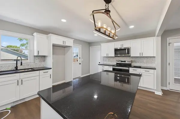 2708 Thompson Drive, Bowling Green, KY 42104