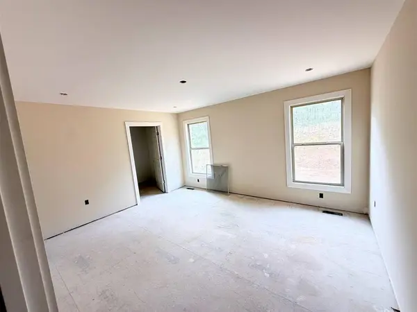 62 Vance Drive, Scottsville, KY 42164