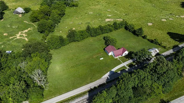 370 Ray Walker Road, Russellville, KY 42276