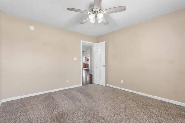 2877 Yearling Avenue, Bowling Green, KY 42101