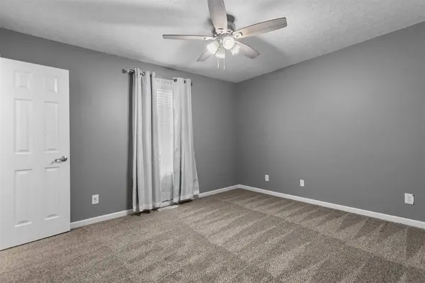 2877 Yearling Avenue, Bowling Green, KY 42101