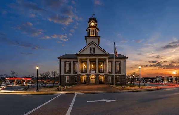 feature image of Why Buyers Are Leaving the City for Chatham County
