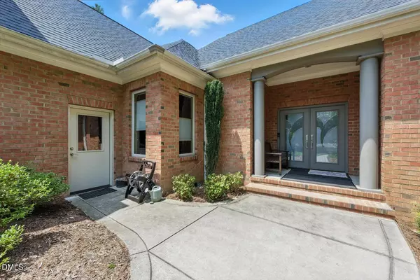 10002 Fountain, Chapel Hill, NC 27517