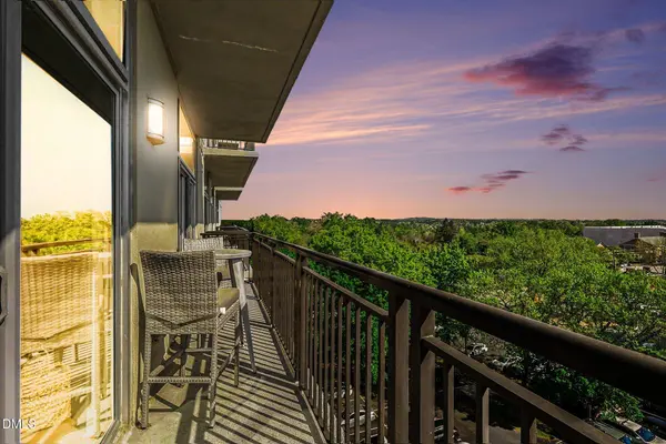 140 W Franklin Street #Unit 611, Chapel Hill, NC 27516