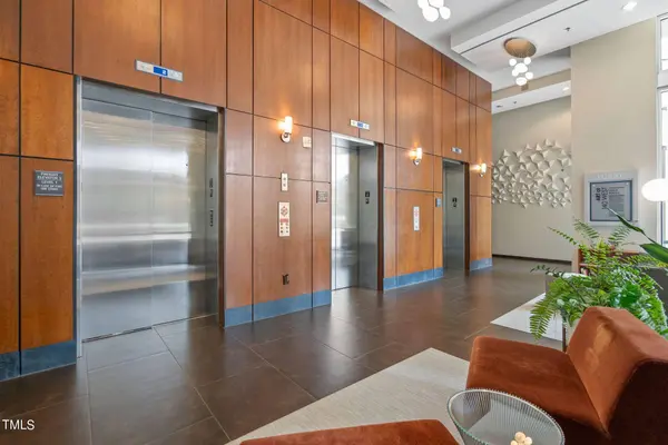 140 W Franklin Street #Unit 611, Chapel Hill, NC 27516