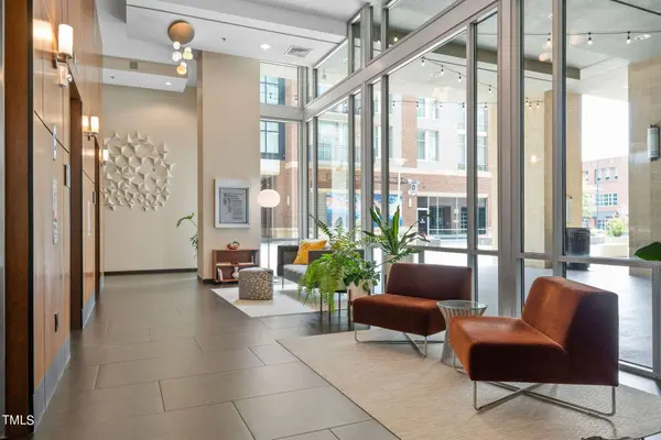 140 W Franklin Street #Unit 611, Chapel Hill, NC 27516