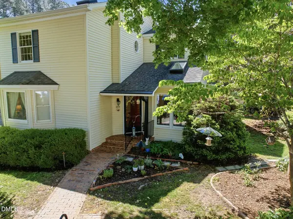 396 Lyndfield Cl W, Pittsboro, NC 27312