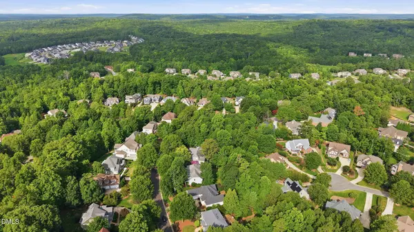 100 Golden Heather, Chapel Hill, NC 27517