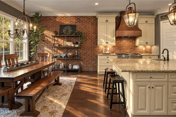 265 Broad Leaf CT, Chapel Hill, NC 27517