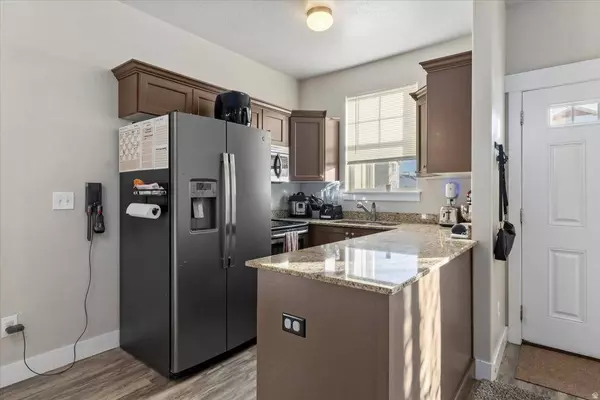 1792 E SKYLINE DR #G 5, Eagle Mountain, UT 84005