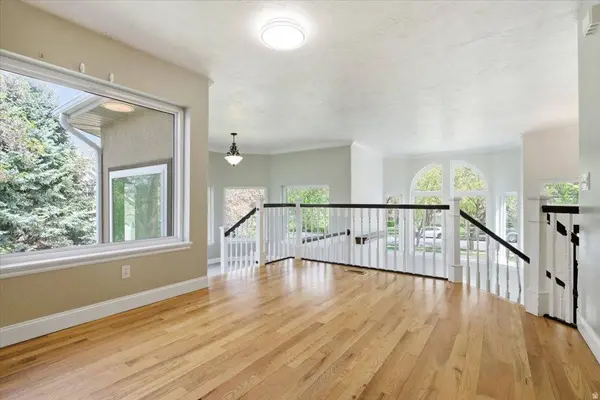 802 S EAST MOUNTAIN CIR, Alpine, UT 84004