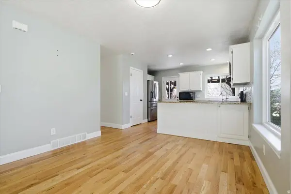 802 S EAST MOUNTAIN CIR, Alpine, UT 84004