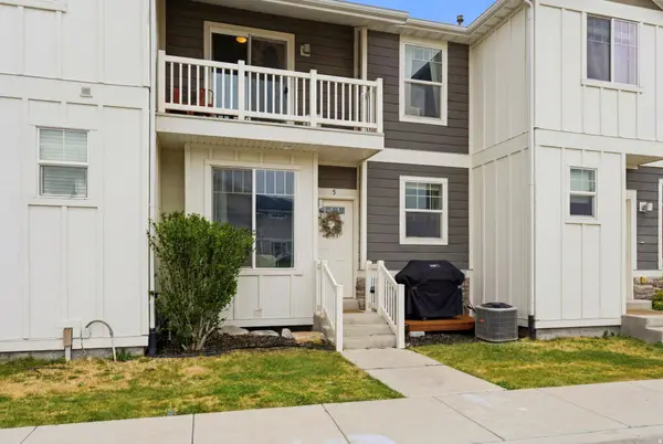 1792 E SKYLINE DR #G5, Eagle Mountain, UT 84005