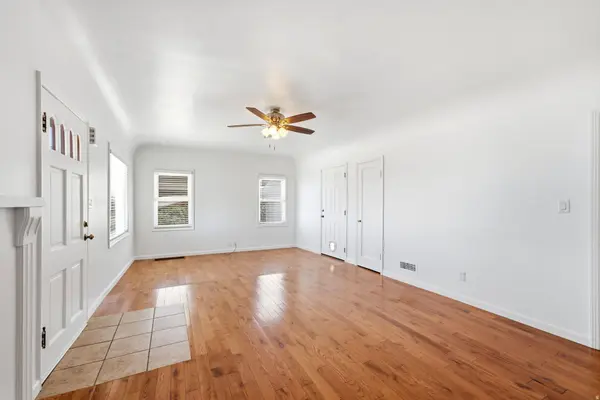 1925 S MAIN ST, Bountiful, UT 84010