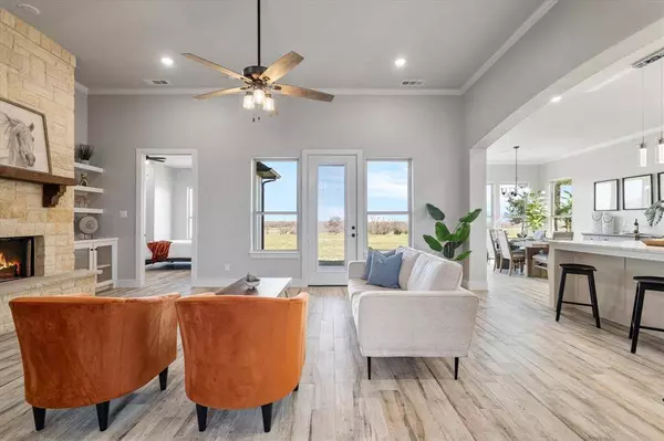 1585 Fm-1752, Savoy, TX 75479