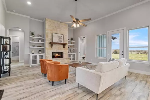 1585 Fm-1752, Savoy, TX 75479