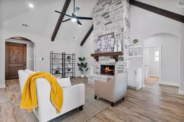 233 Marshall Circle, Whitewright, TX 75491