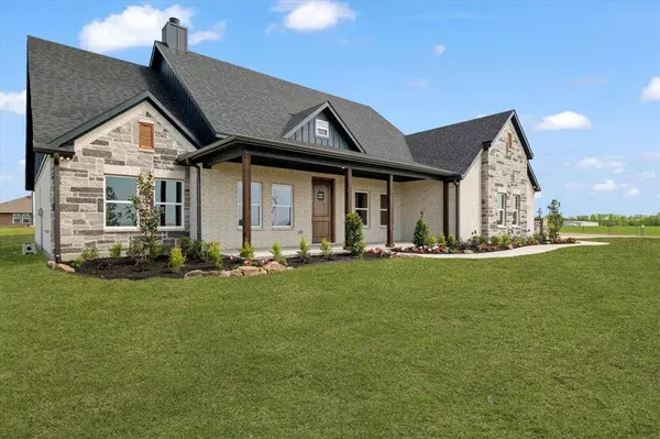 233 Marshall Circle, Whitewright, TX 75491