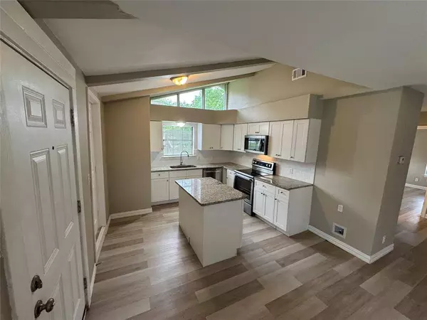 212 N 3rd Street, Celeste, TX 75423