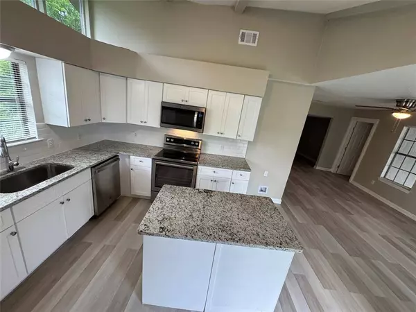 212 N 3rd Street, Celeste, TX 75423