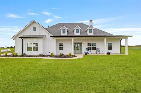 383 County Road 4833, Leonard, TX 75452