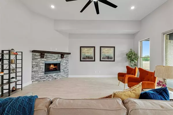 7581 County Road 1052, Celeste, TX 75423