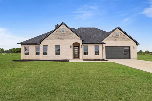 7581 County Road 1052, Celeste, TX 75423