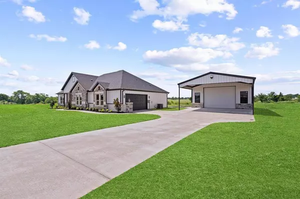 454 County Road 4833, Leonard, TX 75452