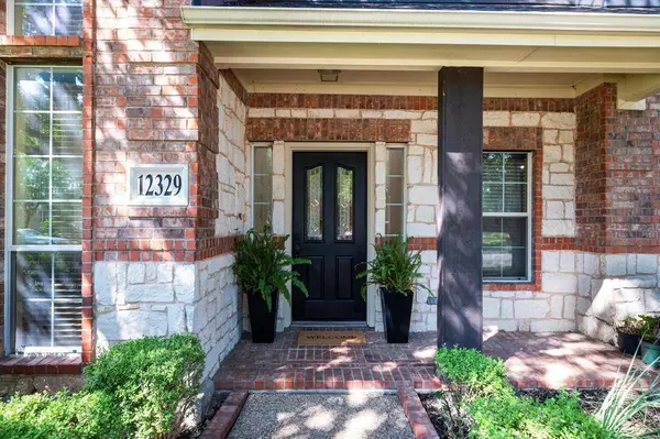 12329 Hawk Creek Drive, Frisco, TX 75033