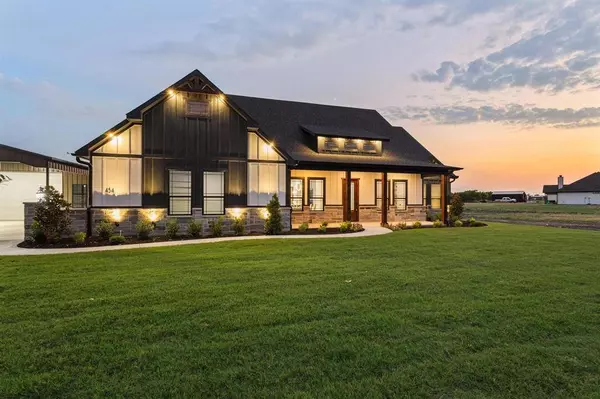 454 County Road 4833, Leonard, TX 75452