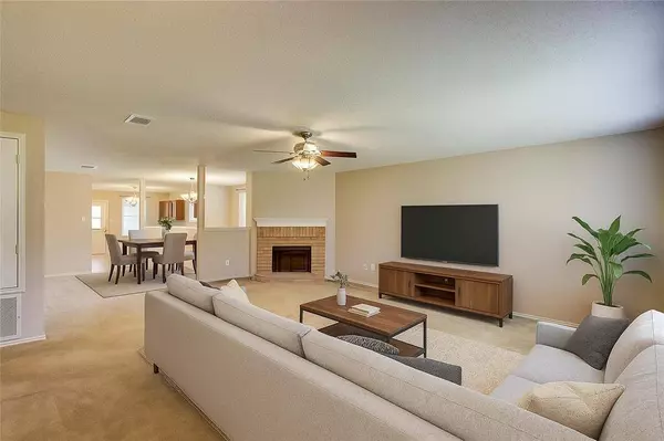 2637 Harbor Lights Drive, Little Elm, TX 75068