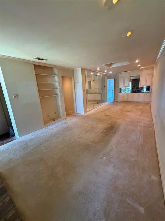 7510 Highmont Street #24, Dallas, TX 75230