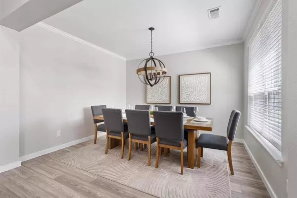 3905 Parkwood Drive, Corinth, TX 76208