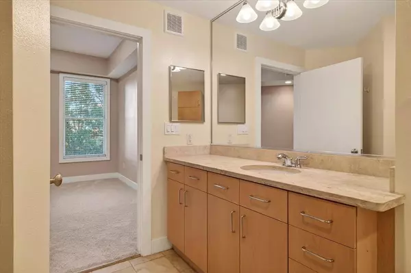 5055 Addison Circle #409, Addison, TX 75001