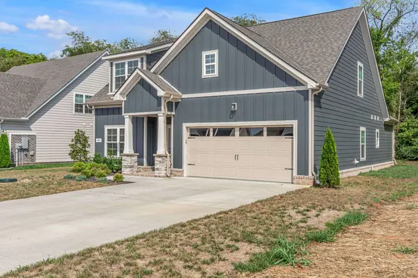 446 Ruby Oaks Ln, Murfreesboro, TN 37128