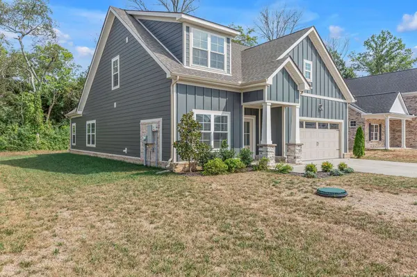 446 Ruby Oaks Ln, Murfreesboro, TN 37128