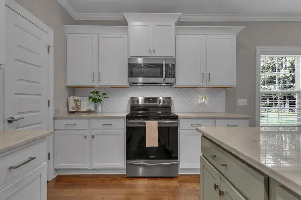 446 Ruby Oaks Ln, Murfreesboro, TN 37128