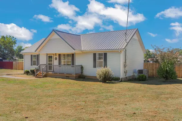 3869 Hearthstone Dr, Chapel Hill, TN 37034