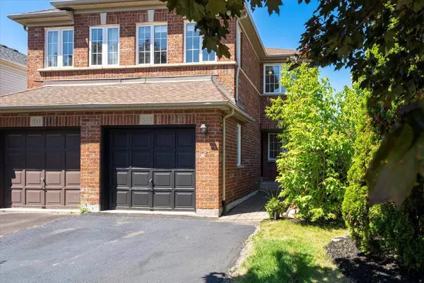 543 Heddle CRES, Newmarket, ON L3X 2K7