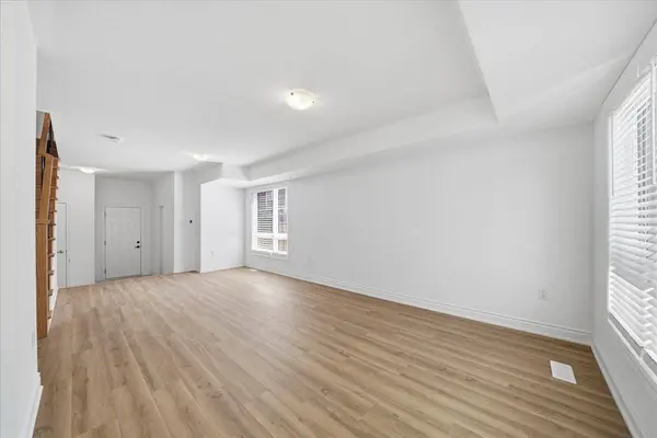 6175 Kingston RD, Toronto E10, ON M1C 1K8