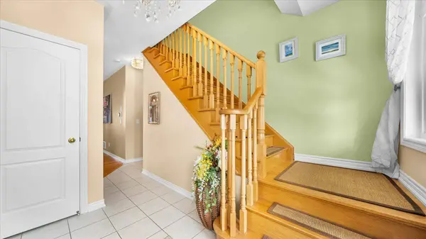 636 Serafini CRES, Milton, ON L9T 7P1