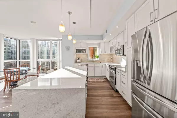 Washington, DC 20003-5318,1025 1st St SE #606