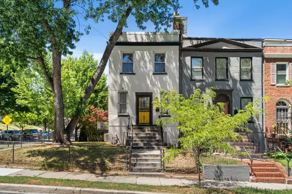 200 Adams St NE, Washington, DC 20002-1116