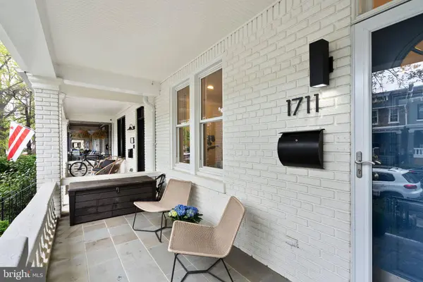 1711 BAY ST SE, Washington, DC 20003