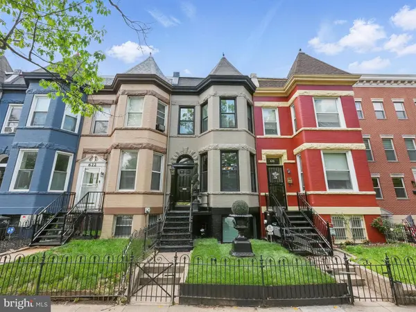 624 14TH ST NE, Washington, DC 20002