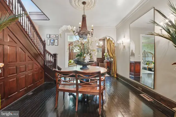 624 14TH ST NE, Washington, DC 20002