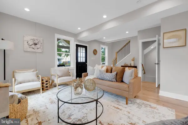 1427 JACKSON ST NE, Washington, DC 20017